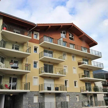 4 Pieces Neuf, Lumineux, Avec Balcon, Garage Et A 800m Du Funiculaire - Fr-1-411-673 Apartment *